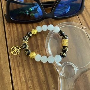 Handmade fun jewelries!